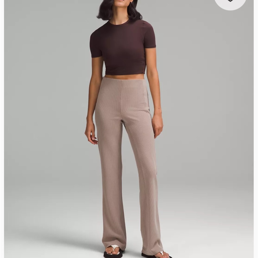 Like new lululemon pants, size 6